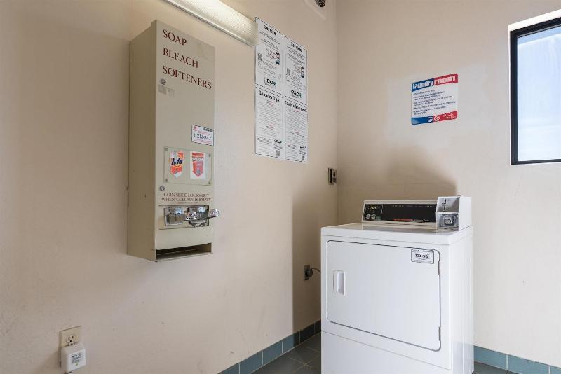 Motel 6 Monroe La image