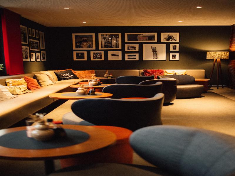 Me And All Hotel Dusseldorf image