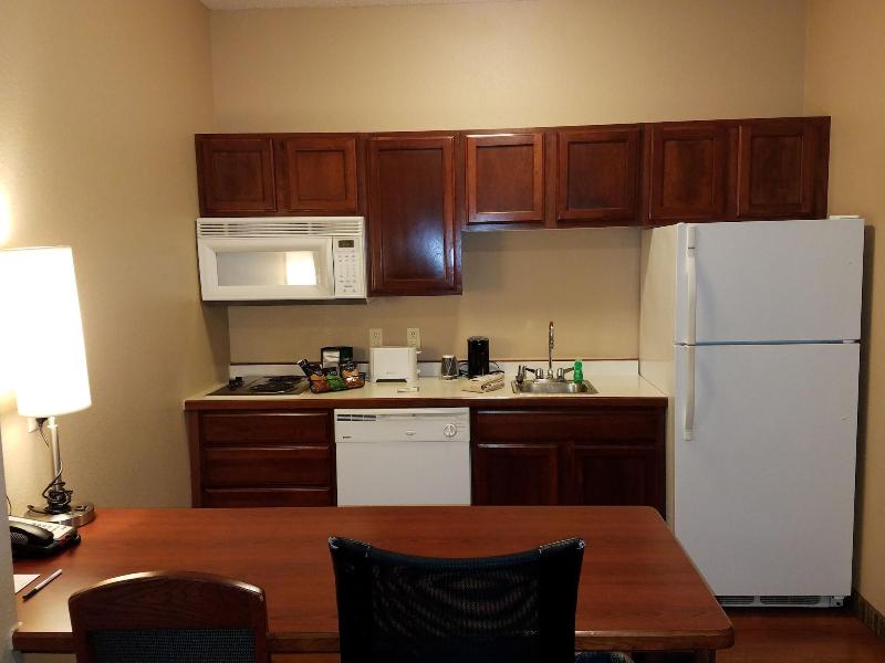 Grandstay Residential Suites Eau Claire image