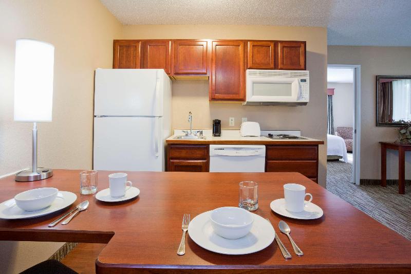 Grandstay Residential Suites Eau Claire image