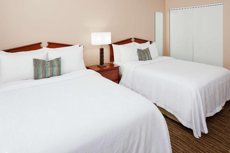 Grandstay Residential Suites Eau Claire image