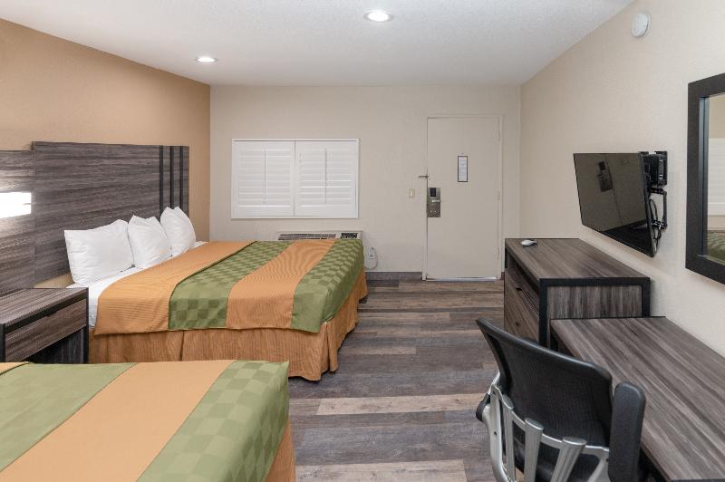 Crown Motel image