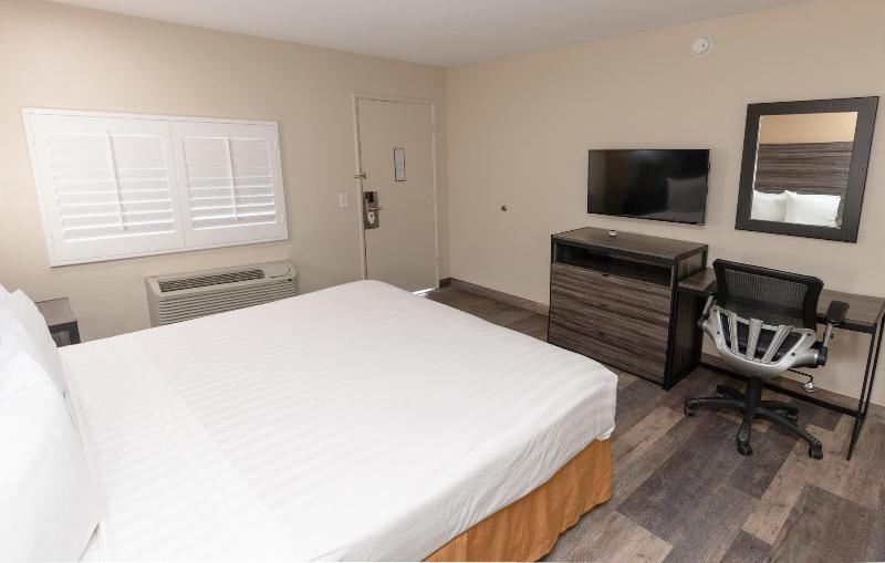 Crown Motel image