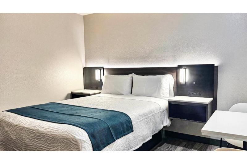 Motel 6 Atascadero, CA — photo 5