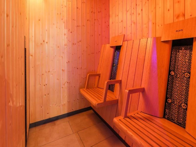 AvenidA Mountain Lodges Kaprun — exterior view