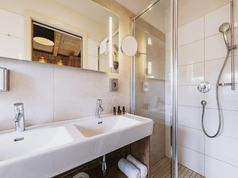 AvenidA Mountain Lodges Kaprun image