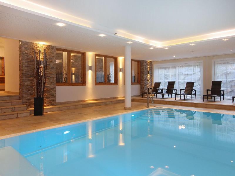 Avenida Mountain Resort image