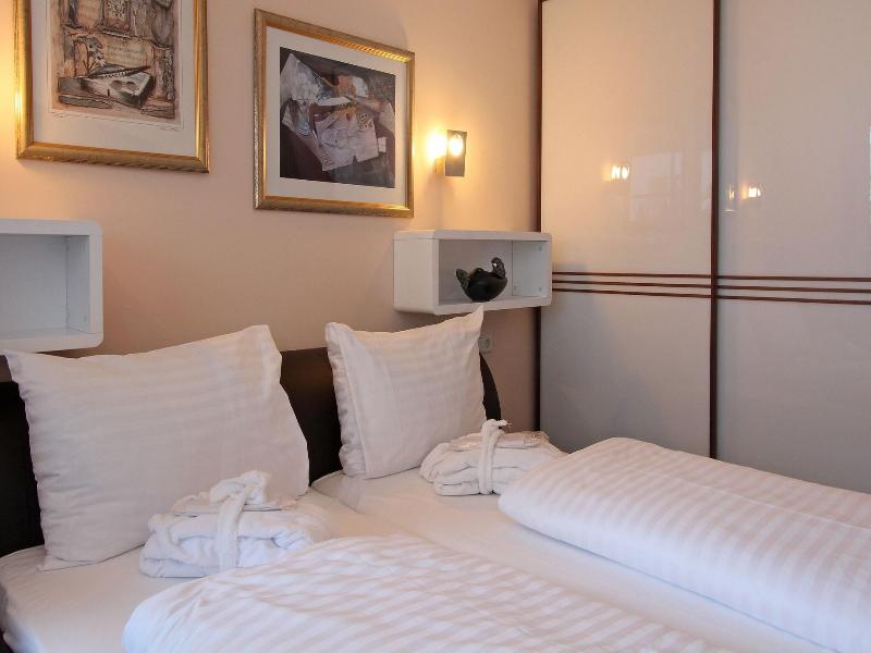 Avenida Mountain Resort image