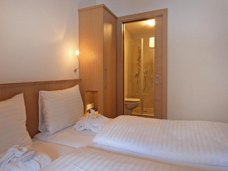 Avenida Mountain Resort image