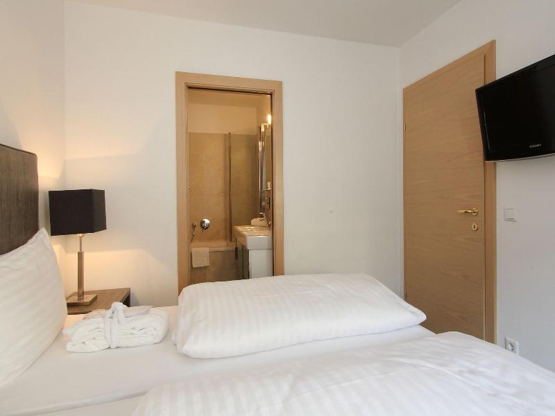 Avenida Mountain Resort image