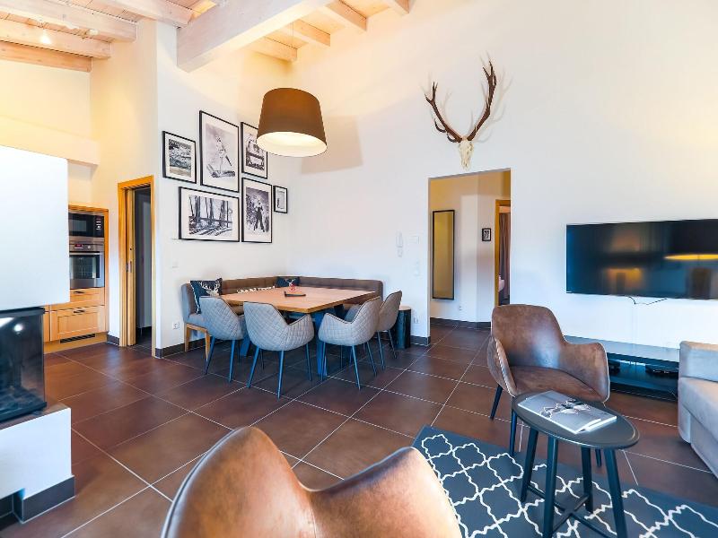 Avenida Mountain Resort image