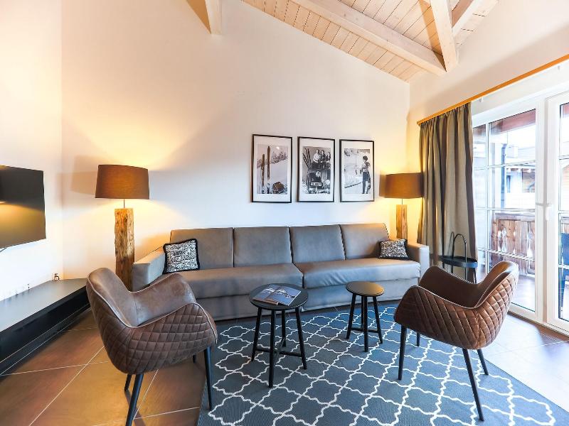 Avenida Mountain Resort image