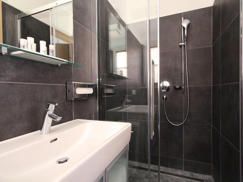 Avenida Mountain Resort image