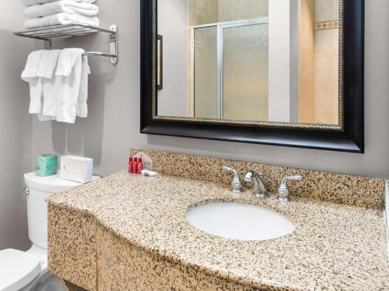 Big Country Hotel & Suites SureStay Collection BW image