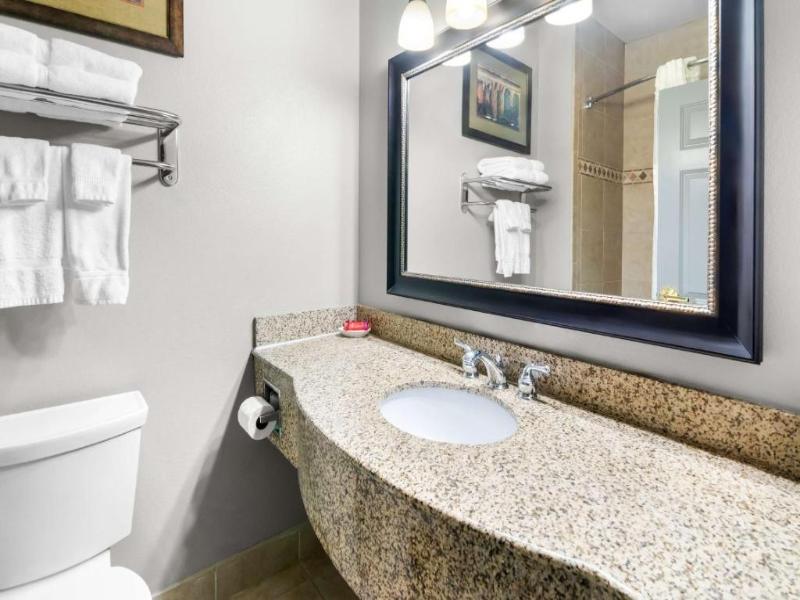 Big Country Hotel & Suites SureStay Collection BW image