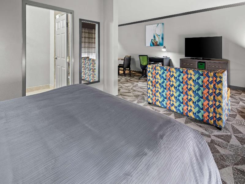Big Country Hotel & Suites SureStay Collection BW image