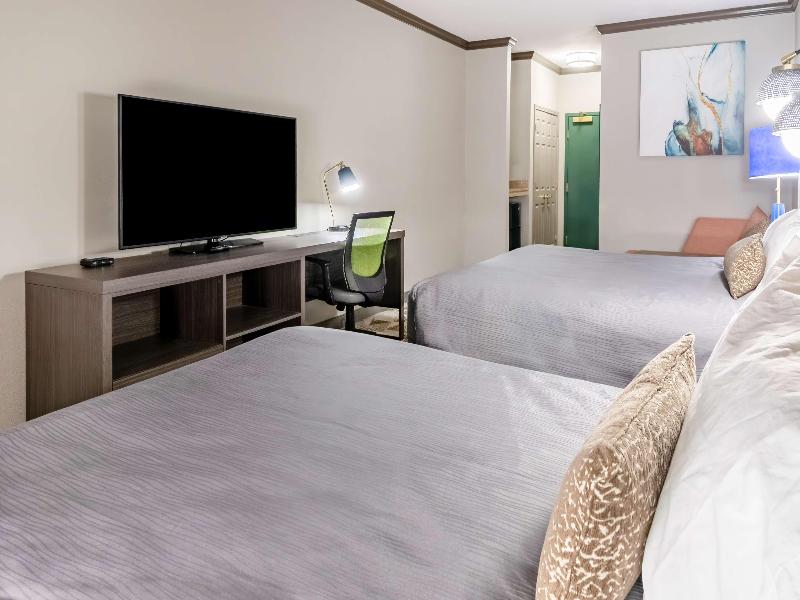 Big Country Hotel & Suites SureStay Collection BW image