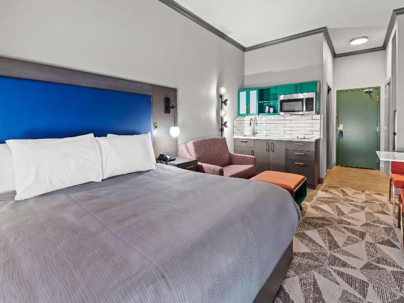 Big Country Hotel & Suites SureStay Collection BW image