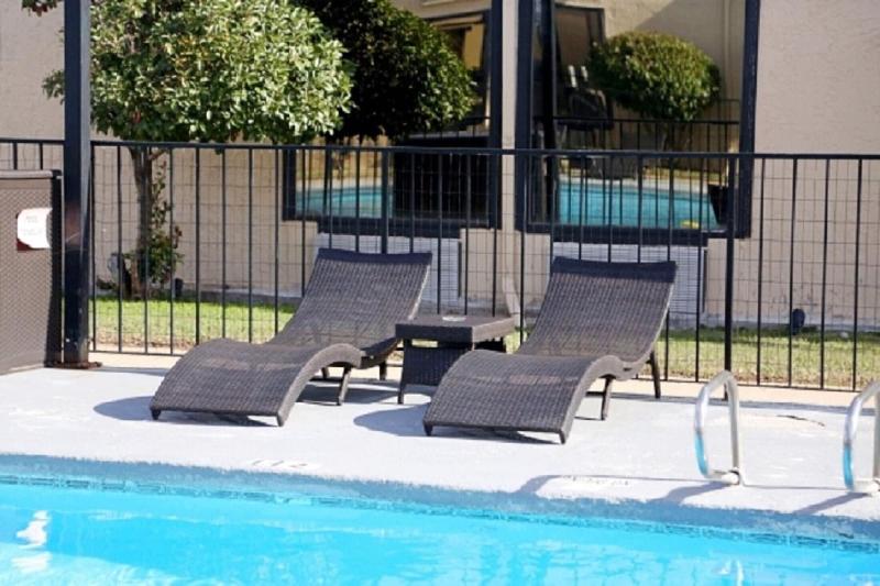 The Inn And Suites At 34 Fifty image