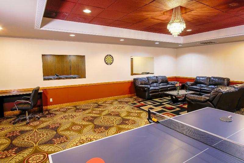 The Inn And Suites At 34 Fifty image