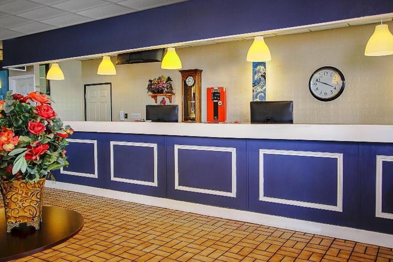 The Inn And Suites At 34 Fifty image