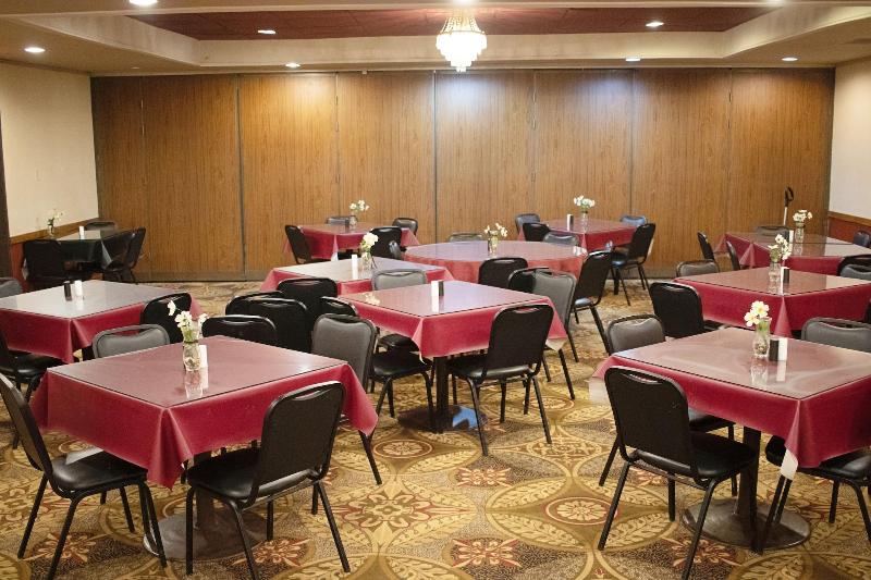 The Inn And Suites At 34 Fifty image
