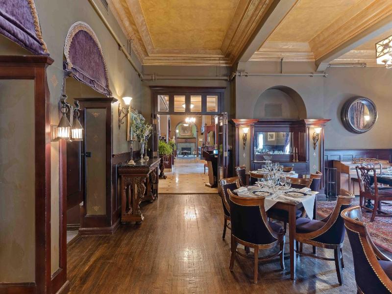 The Detroit Club