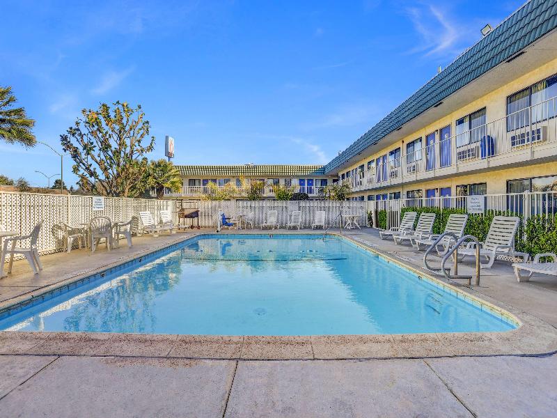 Motel 6 King City, CA image