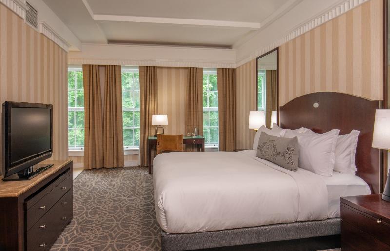 The Equinox Golf Resort And Spa image