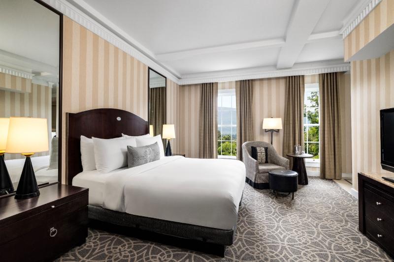 The Equinox Golf Resort And Spa image