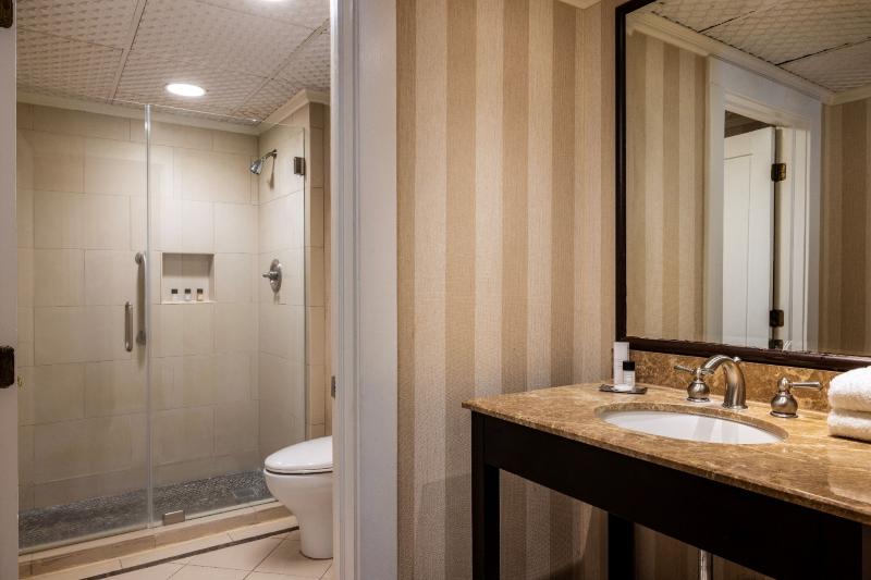 The Equinox Golf Resort And Spa image