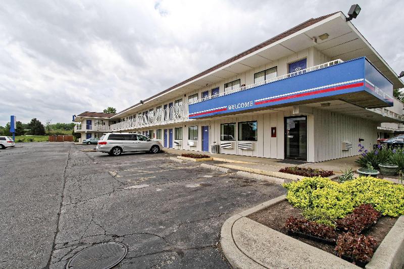 Motel 6 Amherst, Oh - Cleveland West - Lorain image