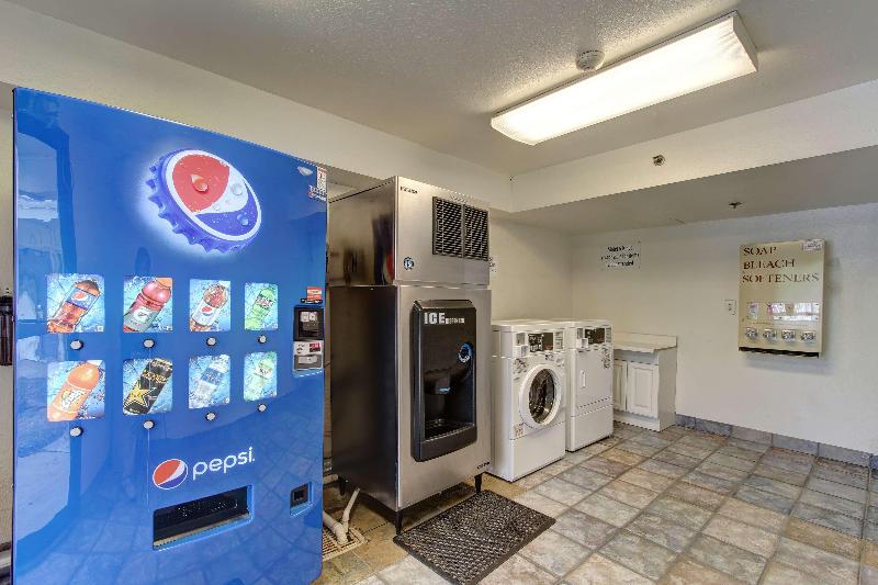 Motel 6 Amherst, Oh - Cleveland West - Lorain image