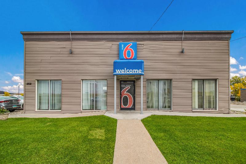 Motel 6 Fargo Nd West Acres North Fargo image