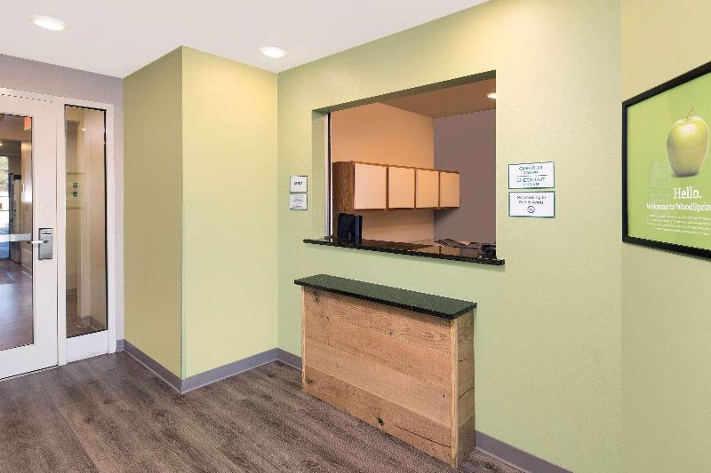 Woodspring Suites Fayetteville