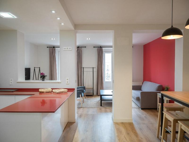 Slow Suites Luchana image
