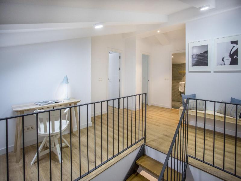 Slow Suites Luchana image