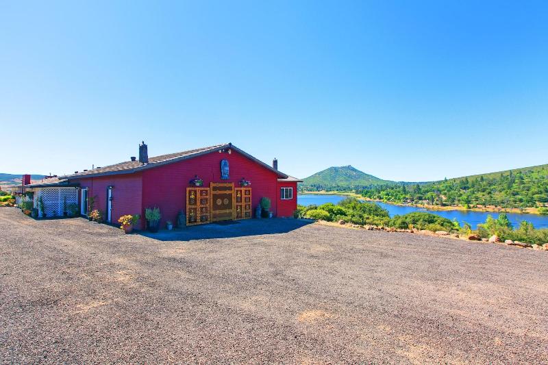 Quiet Mind Mountain Retreat image