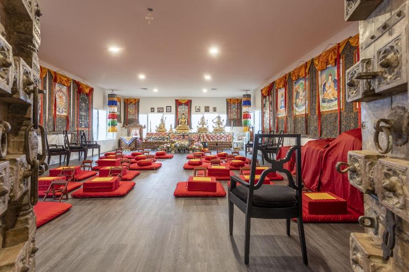 Quiet Mind Mountain Retreat image
