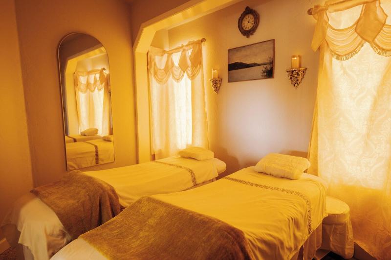 Quiet Mind Mountain Retreat image