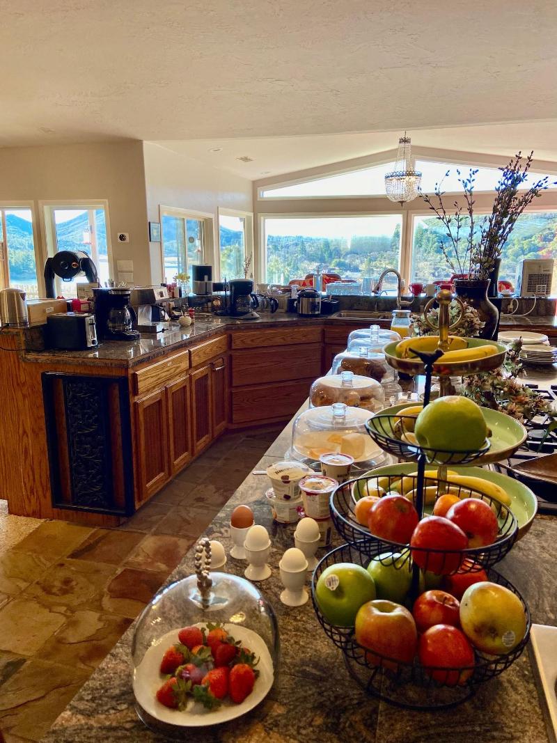 Quiet Mind Mountain Retreat image