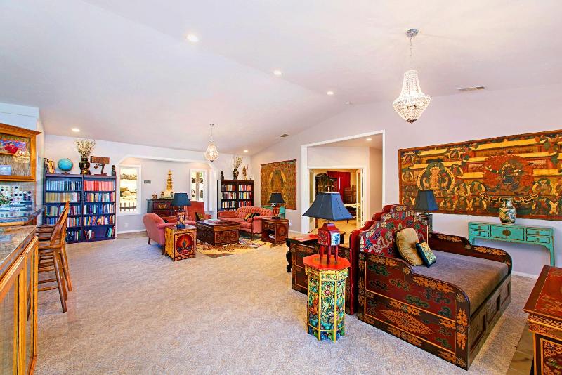 Quiet Mind Mountain Retreat image