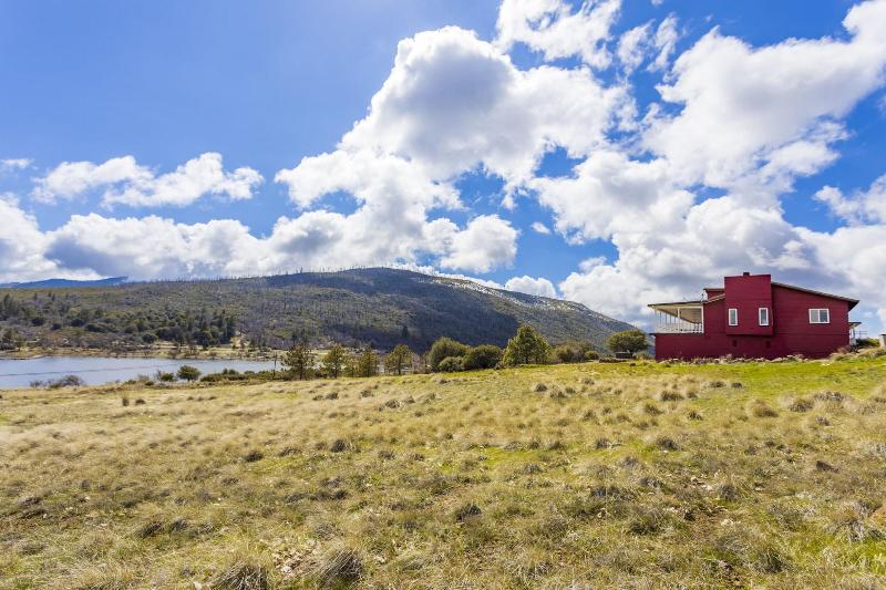 Quiet Mind Mountain Retreat image