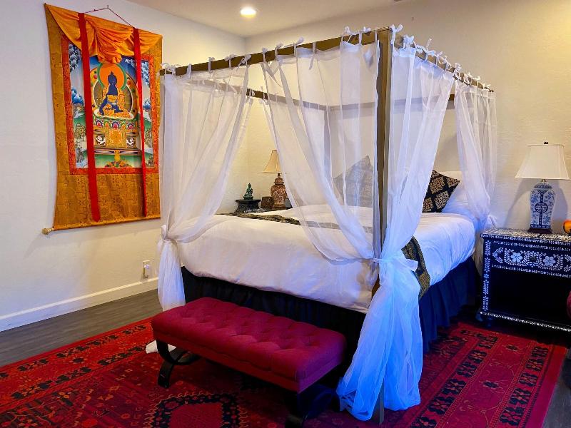 Quiet Mind Mountain Retreat image