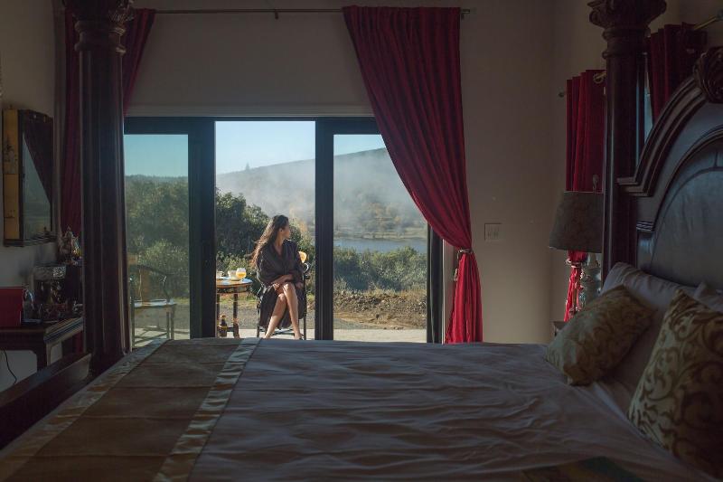 Quiet Mind Mountain Retreat image