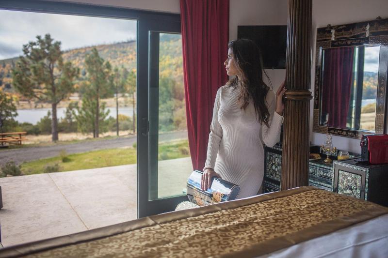 Quiet Mind Mountain Retreat image