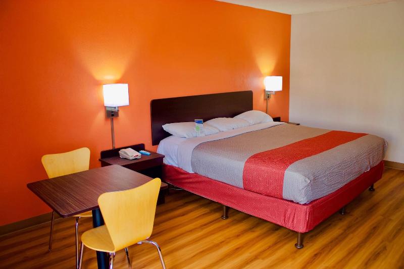 Motel 6 New Stanton Pa