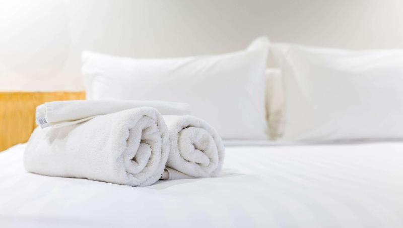 Country Place Inn And Suites image