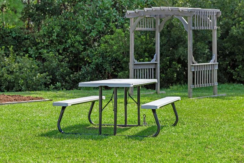 Topsail Shores Inn image
