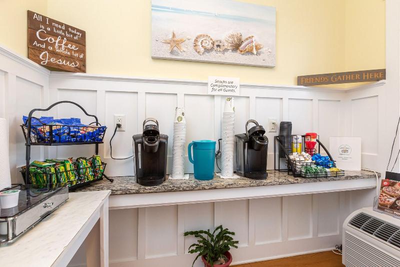 Topsail Shores Inn image
